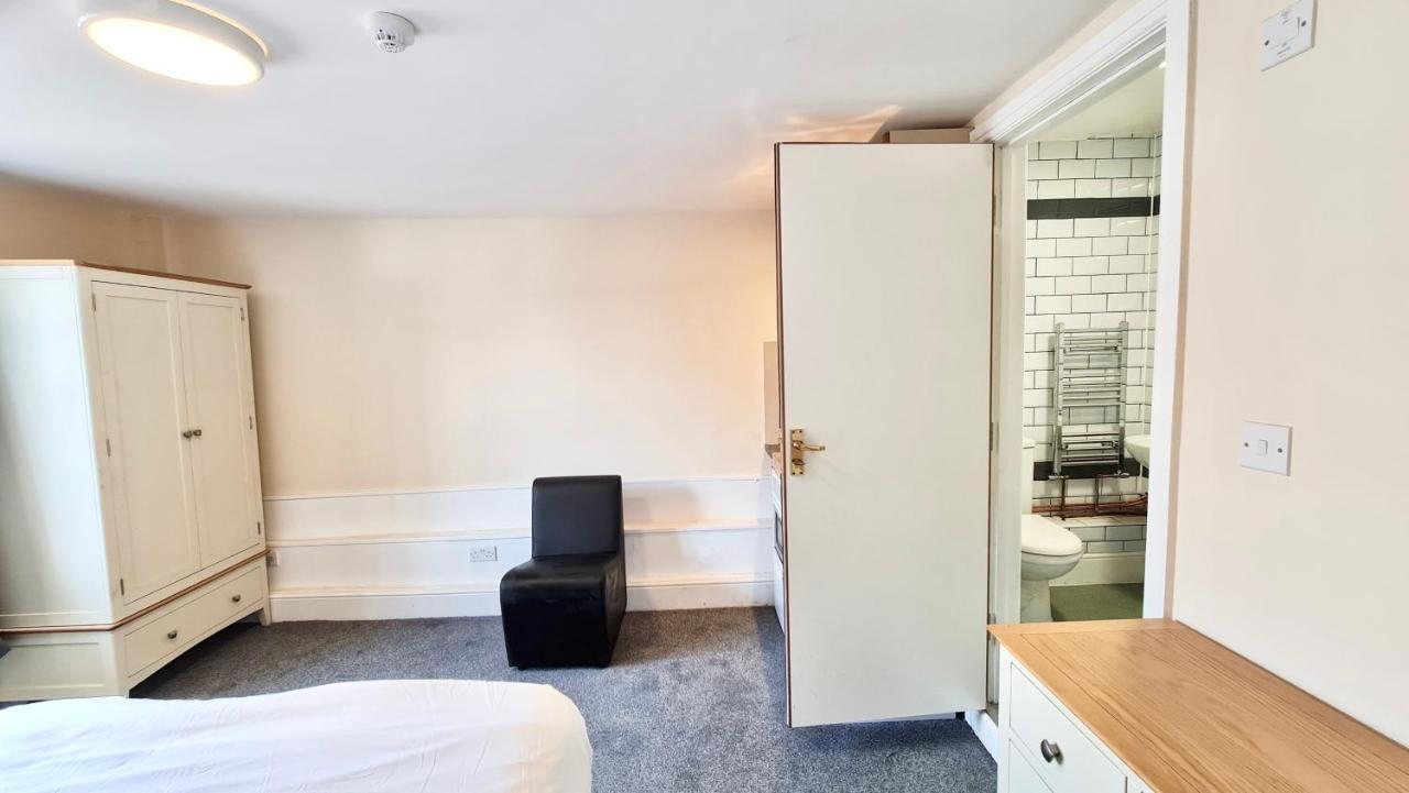 Grace Apartments - Living Rock Ashford  Buitenkant foto